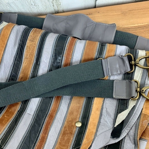 De.De Los Angeles Hobo Bag Re-Purposed Leather - Picture 6 of 8